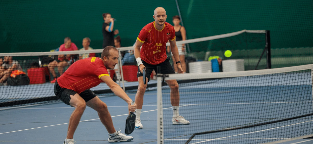 Pickleball pályán: Hogyan készülj fel az első meccsedre?